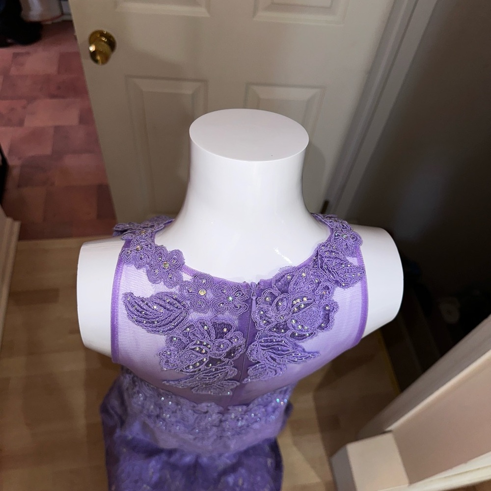 Prom dress!! - Picture 3 of 12